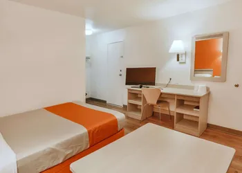 Motel 6 Huntsville, TX hotel thumbnail 6