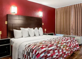 Red Roof Inn Slidell hotel thumbnail 4