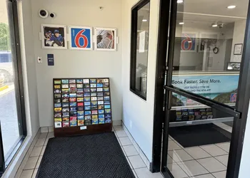 Motel 6 Bradenton, FL hotel thumbnail 3