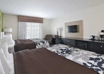 Sleep Inn & Suites Marshall - University Area hotel thumbnail 8
