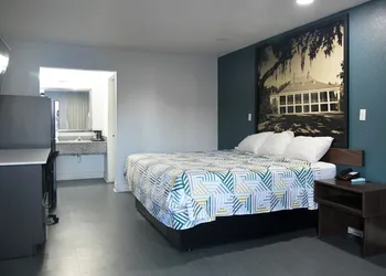Studio 6 Suites Opelousas, LA hotel thumbnail 5