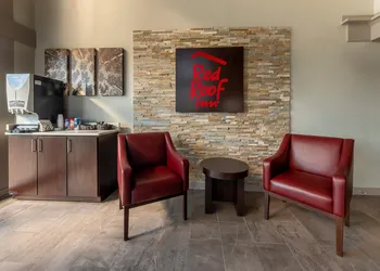 Red Roof Inn Monroe hotel thumbnail 2