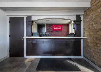 Red Roof Inn Monroe hotel thumbnail 4