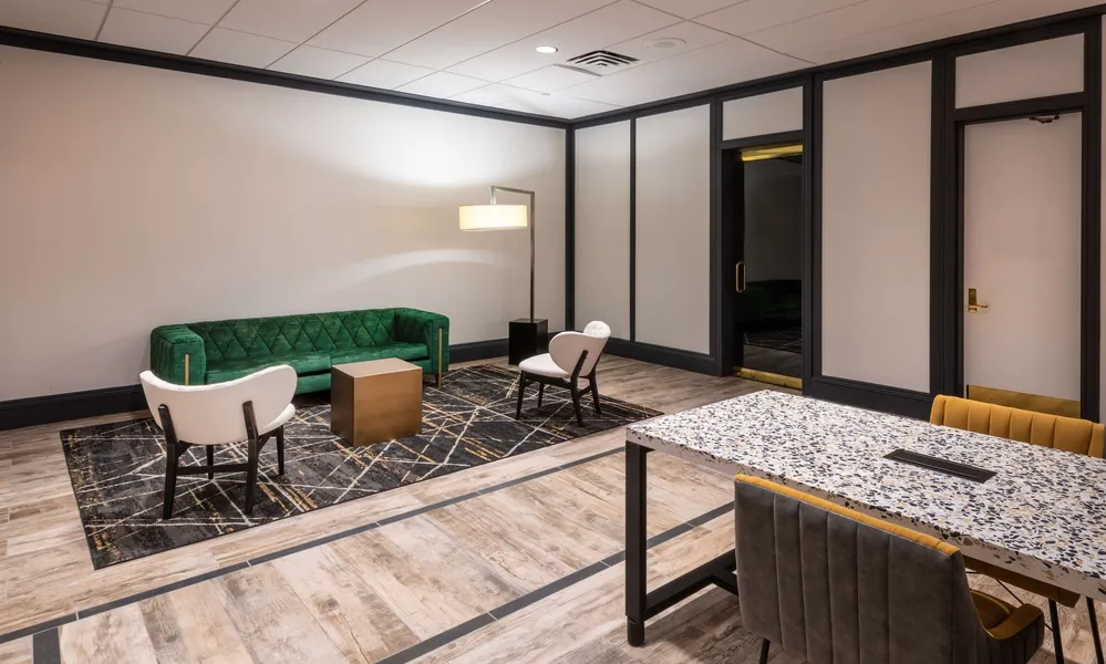 DoubleTree by Hilton Newark Penn Station hotel detail image 2