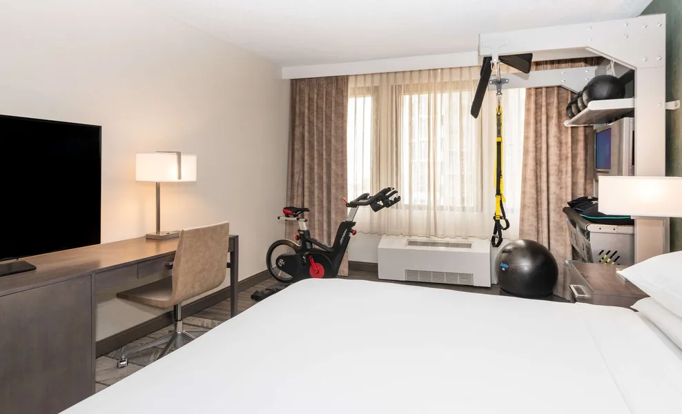 DoubleTree by Hilton Newark Penn Station hotel detail image 6