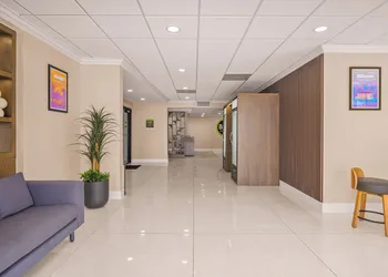 B&B Hotel Miami Airport hotel thumbnail 2