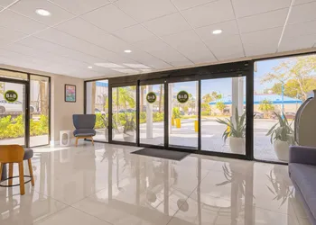 B&B Hotel Miami Airport hotel thumbnail 3