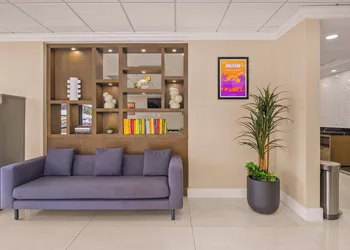 B&B Hotel Miami Airport hotel thumbnail 6
