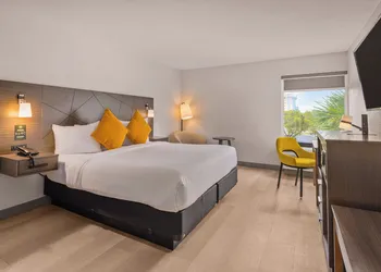 B&B Hotel Miami Airport hotel thumbnail 7