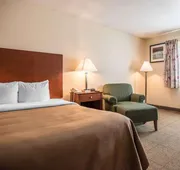 Quality Inn New Columbia–Lewisburg hotel detail image 5