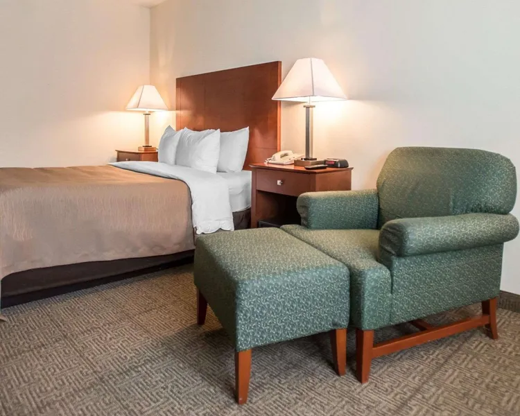 Quality Inn New Columbia–Lewisburg hotel detail image 6