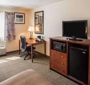 Quality Inn New Columbia–Lewisburg hotel detail image 7