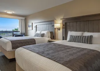 Gold Beach Inn hotel thumbnail 3