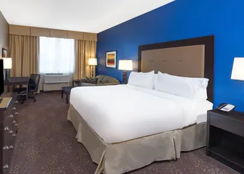 Holiday Inn Terre Haute by IHG hotel thumbnail 6