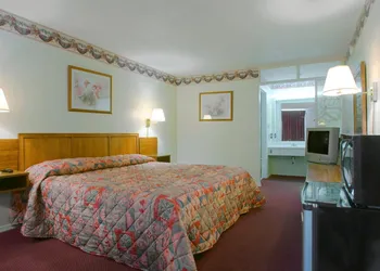 Americas Best Value Inn Loudon Lenoir City hotel thumbnail 5