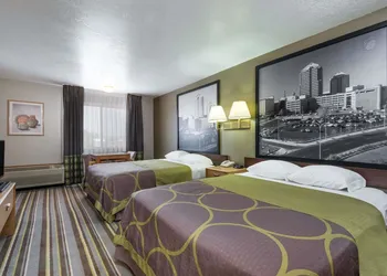 Super 8 by Wyndham Bernalillo hotel thumbnail 6