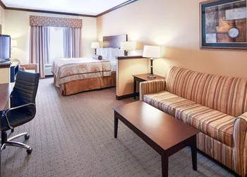 Best Western Plus Royal Mountain Inn & Suites hotel thumbnail 4