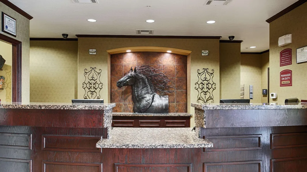 Best Western Plus Royal Mountain Inn & Suites hotel detail image 2