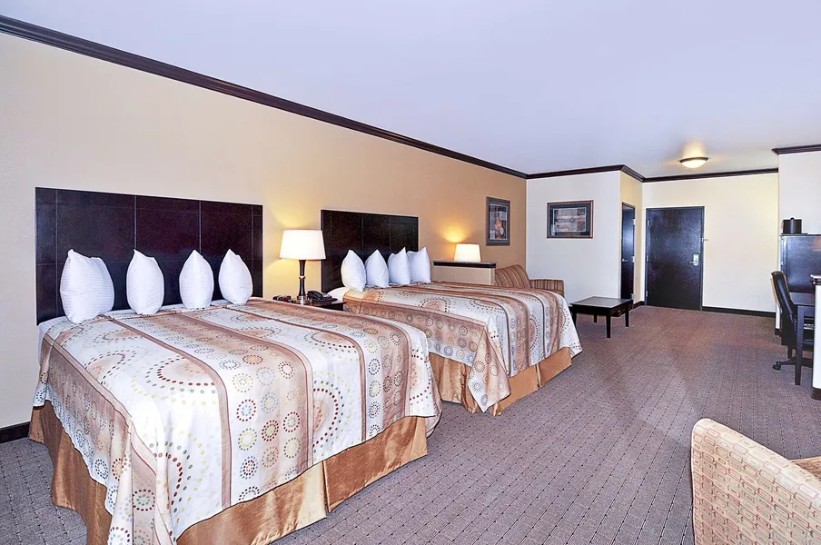 Best Western Plus Royal Mountain Inn & Suites hotel detail image 6