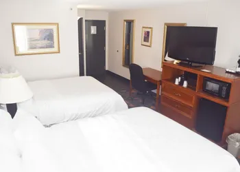 Holiday Inn Great Falls- Convention Center by IHG hotel thumbnail 8