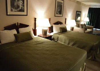 Cedar Lodge hotel thumbnail 5