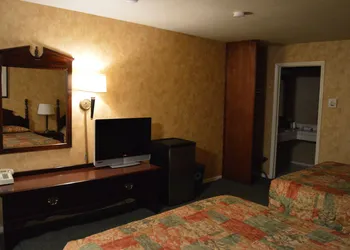 Cedar Lodge hotel thumbnail 8
