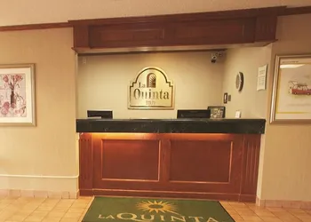 La Quinta Inn by Wyndham Detroit Southgate hotel thumbnail 4