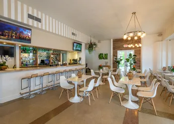 President Hotel hotel thumbnail 6