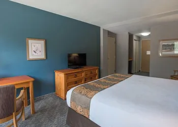 Winter Park Mountain Lodge hotel thumbnail 5