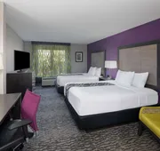 La Quinta Inn & Suites by Wyndham Kennesaw hotel detail image 4