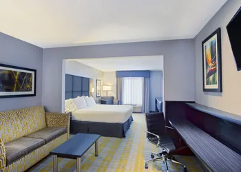 Holiday Inn Express & Suites Cooperstown by IHG hotel thumbnail 4
