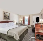 Baymont by Wyndham Hickory hotel detail image 4