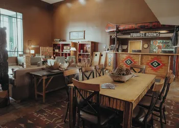 Wildwood Lodge hotel thumbnail 2
