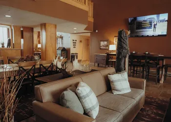 Wildwood Lodge hotel thumbnail 3
