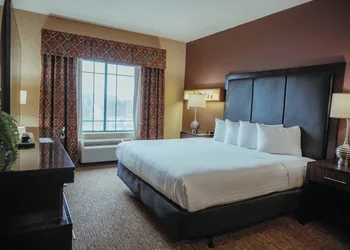 Wildwood Lodge hotel thumbnail 6