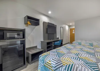 Motel 6 Fort Worth, TX - Burleson hotel thumbnail 6