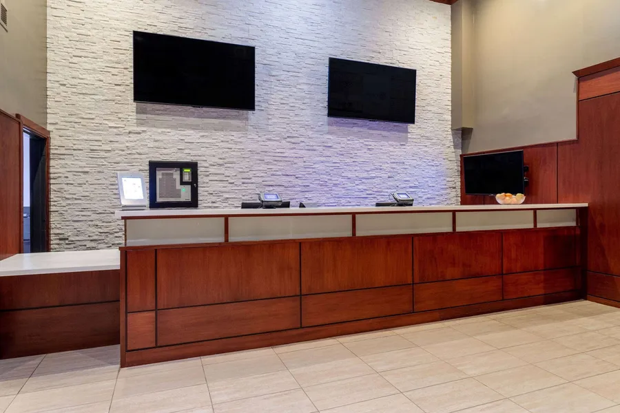 Ramada by Wyndham Northern Grand Hotel & Conference Centre hotel detail image 2