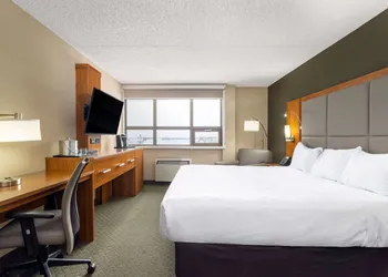 Ramada by Wyndham Northern Grand Hotel & Conference Centre hotel thumbnail 5