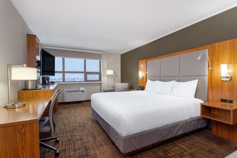 Ramada by Wyndham Northern Grand Hotel & Conference Centre hotel detail image 6