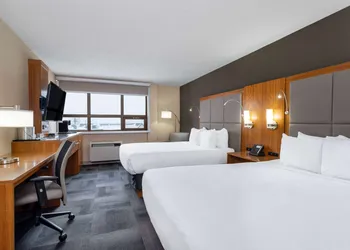 Ramada by Wyndham Northern Grand Hotel & Conference Centre hotel thumbnail 8