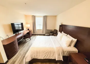 West Edmonton Mall Inn hotel thumbnail 6