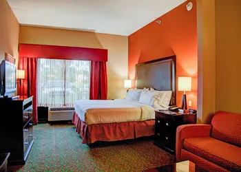 Country Inn & Suites by Radisson, Tyler University Area hotel thumbnail 3
