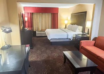 Country Inn & Suites by Radisson, Tyler University Area hotel thumbnail 8