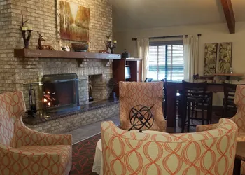 AmericInn by Wyndham Minocqua hotel thumbnail 2