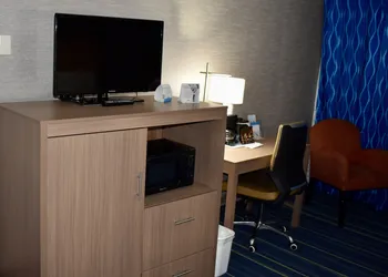 Days Inn by Wyndham Wayne hotel thumbnail 3