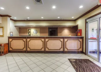 Comfort Inn Henderson - Evansville South hotel thumbnail 2