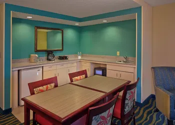 Courtyard by Marriott Key West Waterfront hotel thumbnail 8