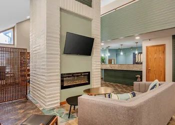 MainStay Suites Springfield South - Battlefield Rd hotel thumbnail 3