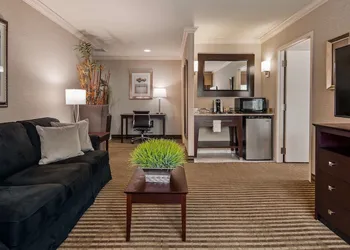 Inn at Mendenhall hotel thumbnail 8