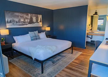 Gravity Haus Winter Park hotel thumbnail 3